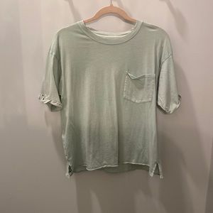 Women’s medium: American eagle pocket T-shirt